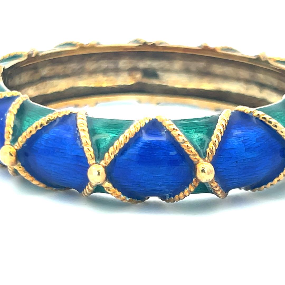 Vintage 85.50 Grams Enamel 14 Karat Yellow Gold Bangle Bracelet