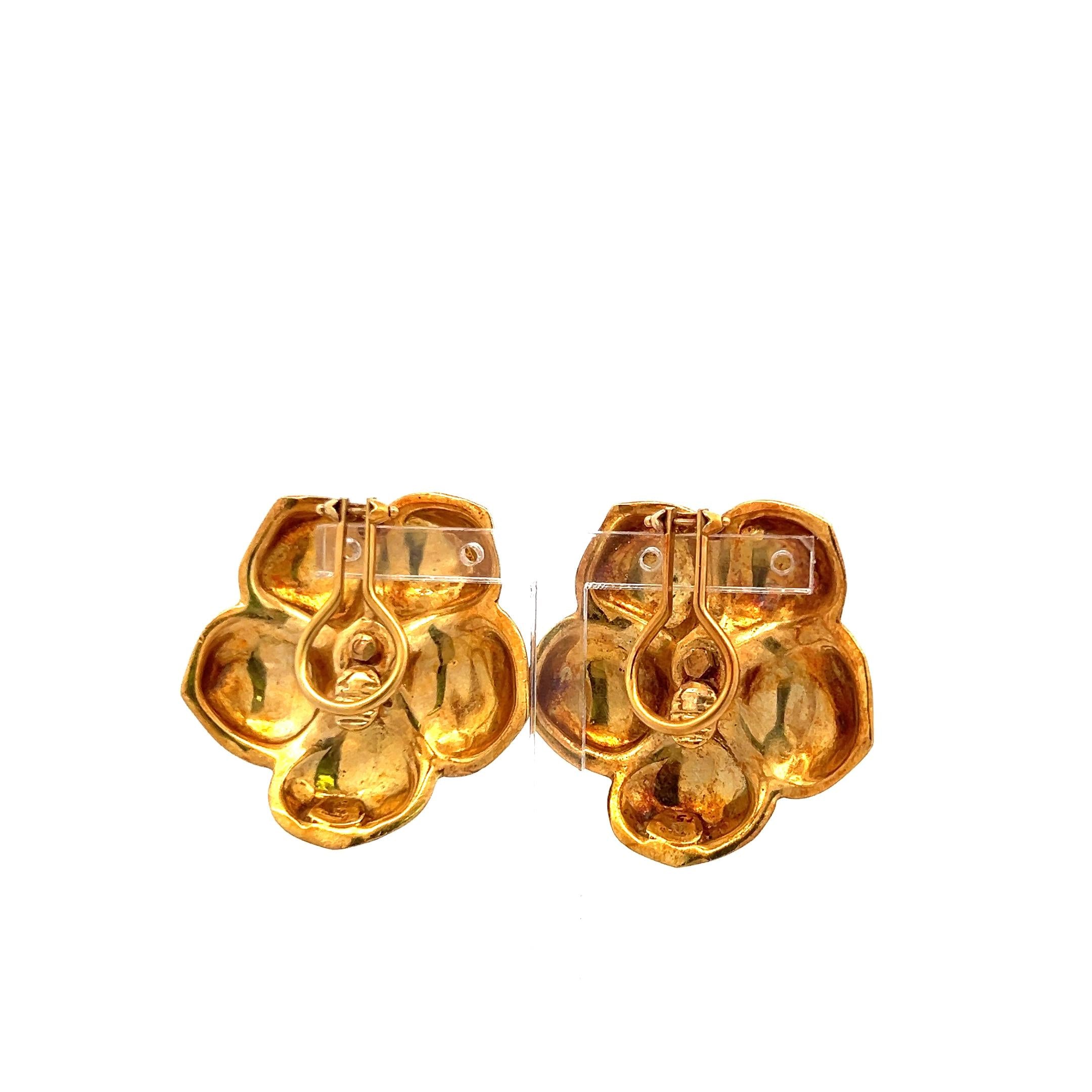 Hidalgo 18K Yellow Gold Green Enamel Flower Clip-On Earrings with Sapphires