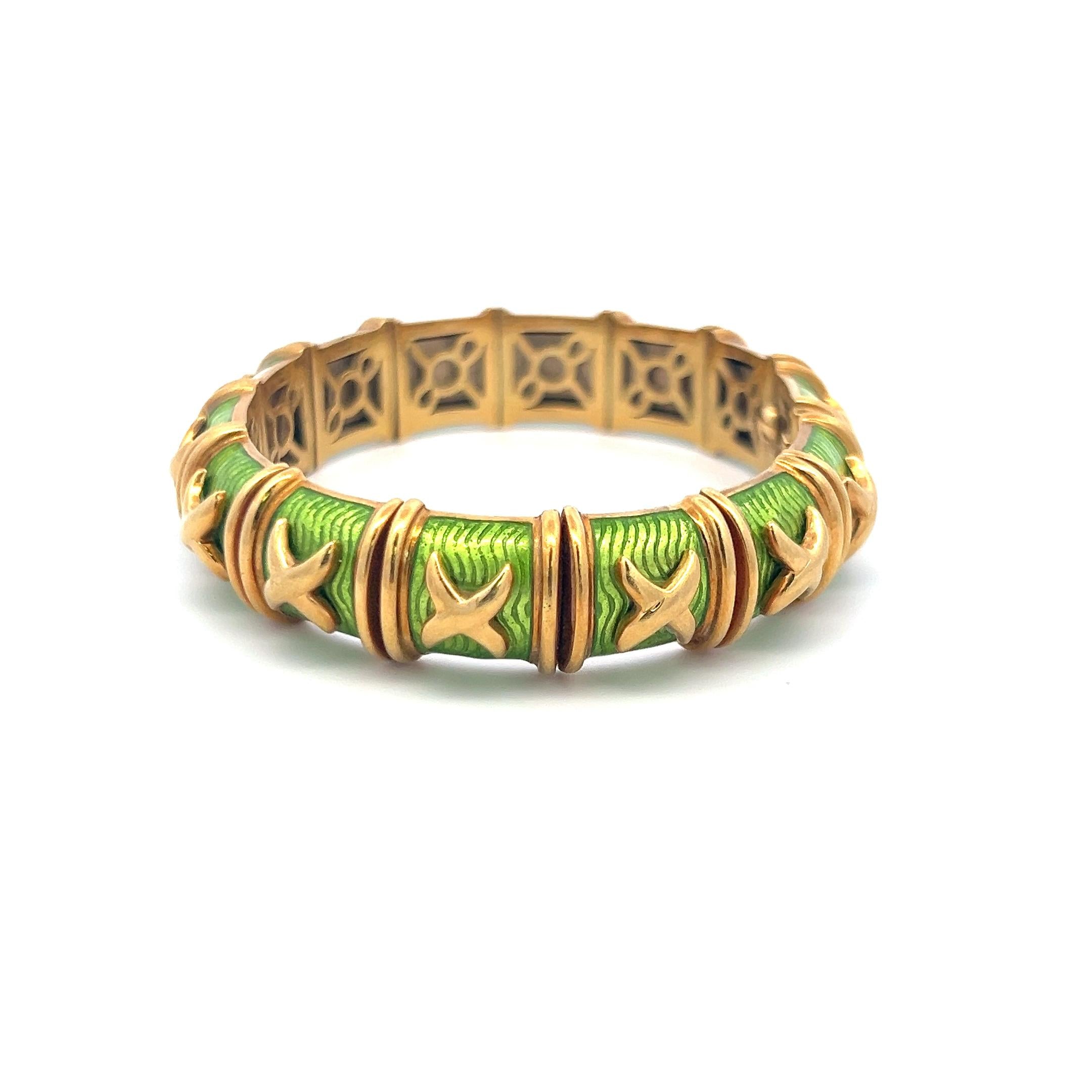 Hidalgo Vintage 85 Grams Green Enamel 18 Karat Yellow Gold Bangle Bracelet