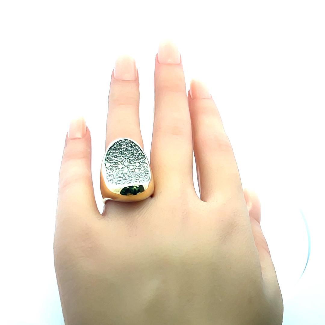 3.00 Carat Round Brilliant I SI Diamond 18 Karat Yellow Gold Cocktail Ring