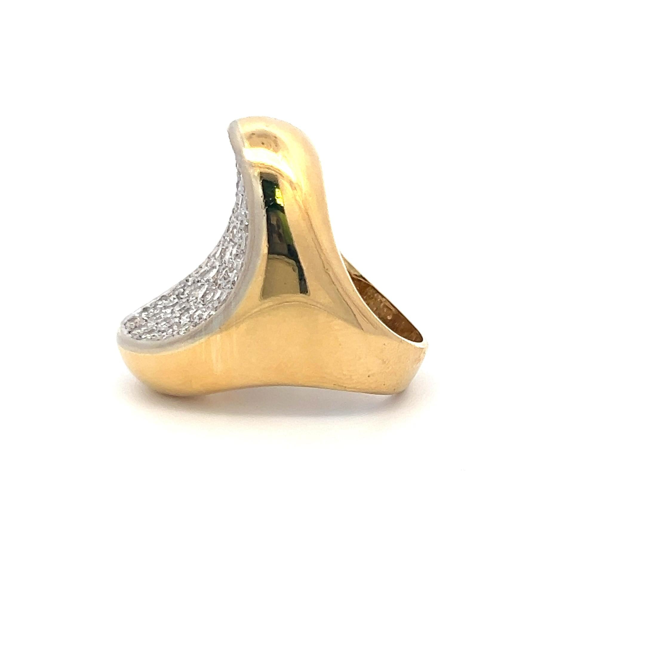 3.00 Carat Round Brilliant I SI Diamond 18 Karat Yellow Gold Cocktail Ring