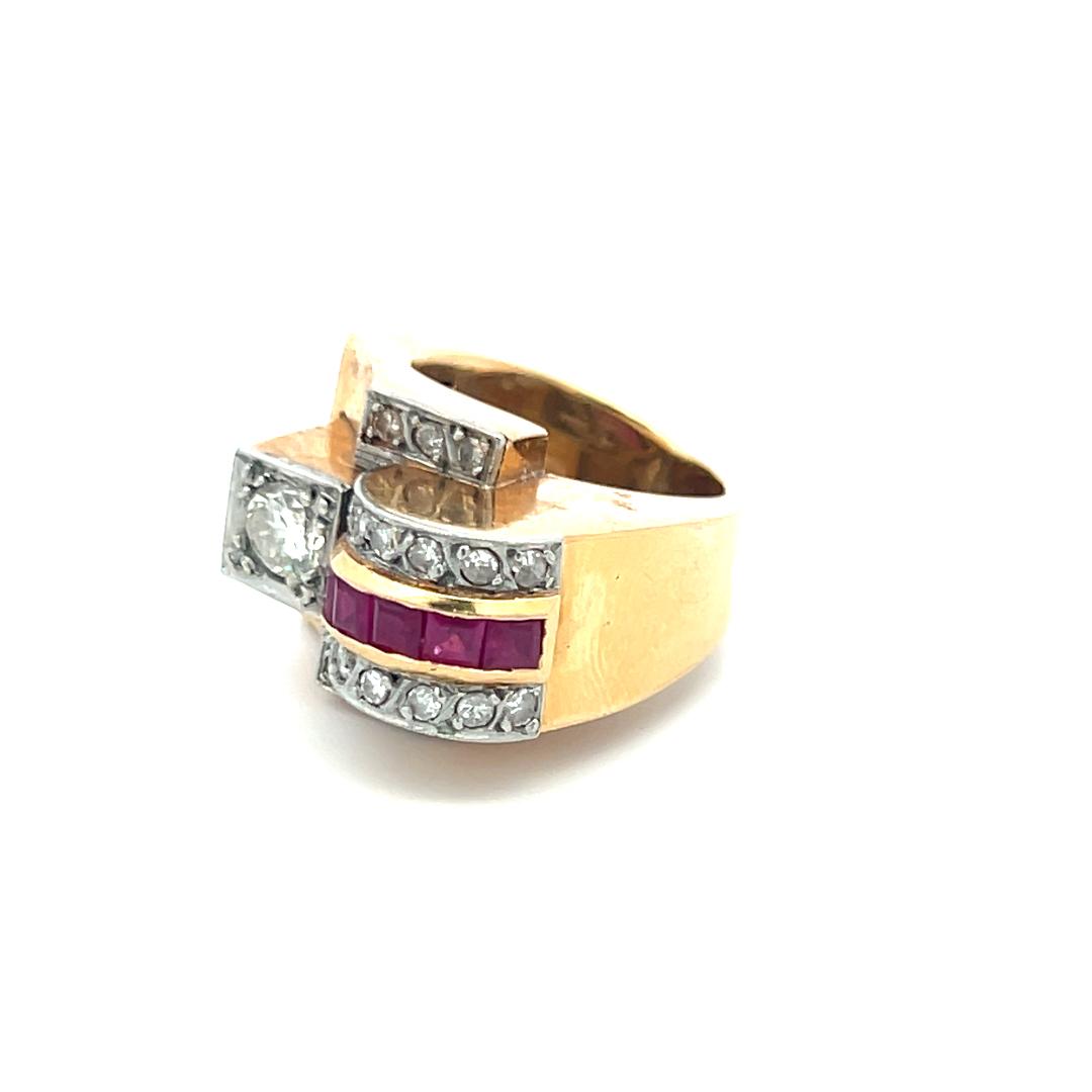 0.90 Carat Round and Old European Diamond 0.50 Carat Ruby 18K Gold Cocktail Ring