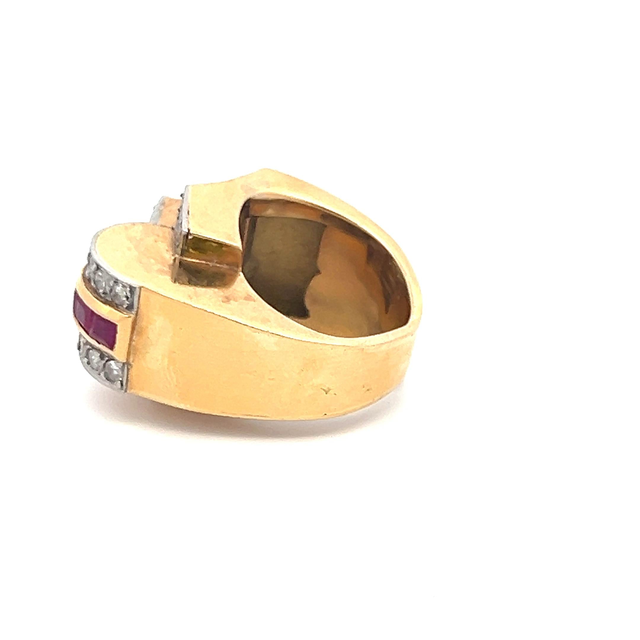 0.90 Carat Round and Old European Diamond 0.50 Carat Ruby 18K Gold Cocktail Ring