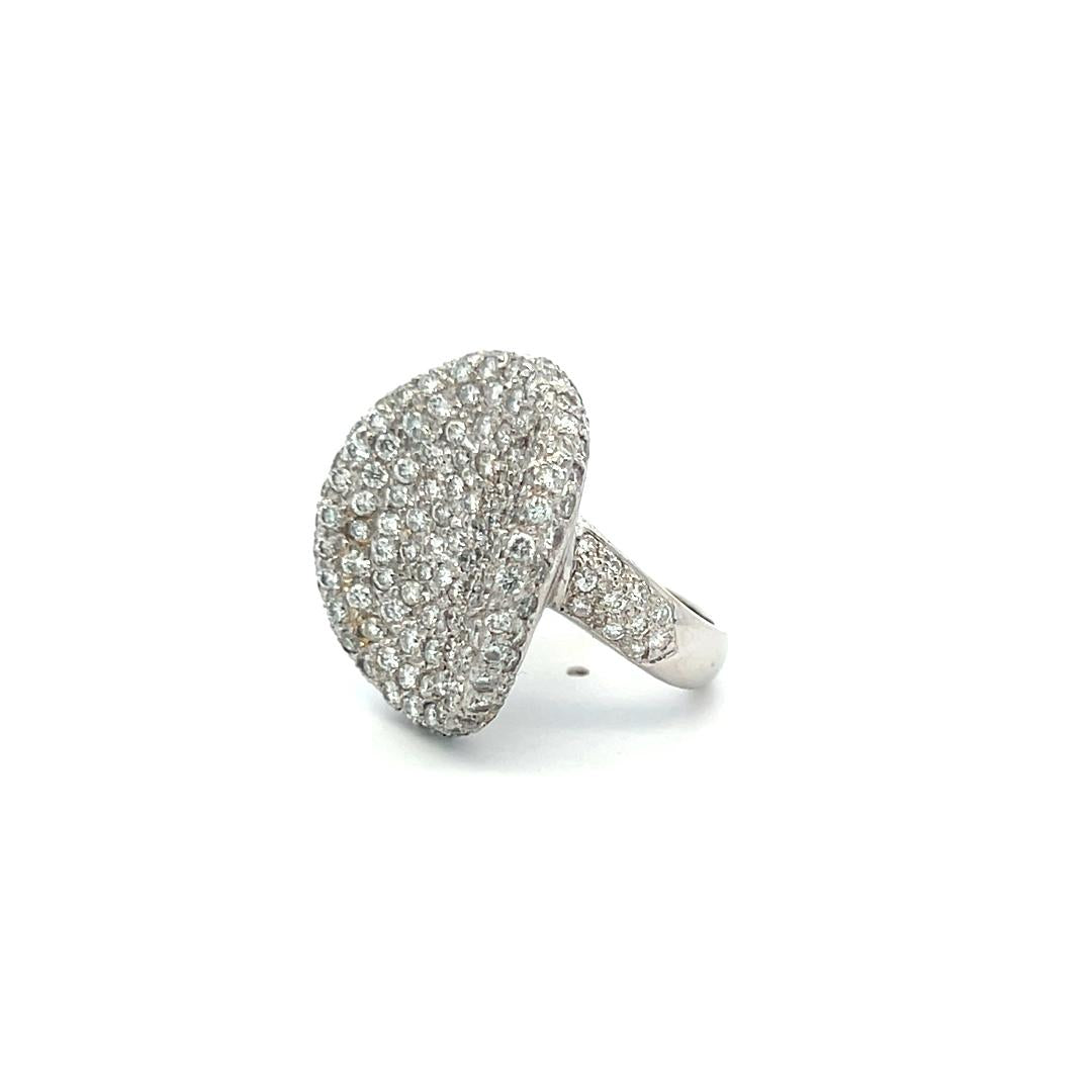 4.00 Carat Round Brilliant I VS Diamond 18 Karat White Gold Cocktail Ring