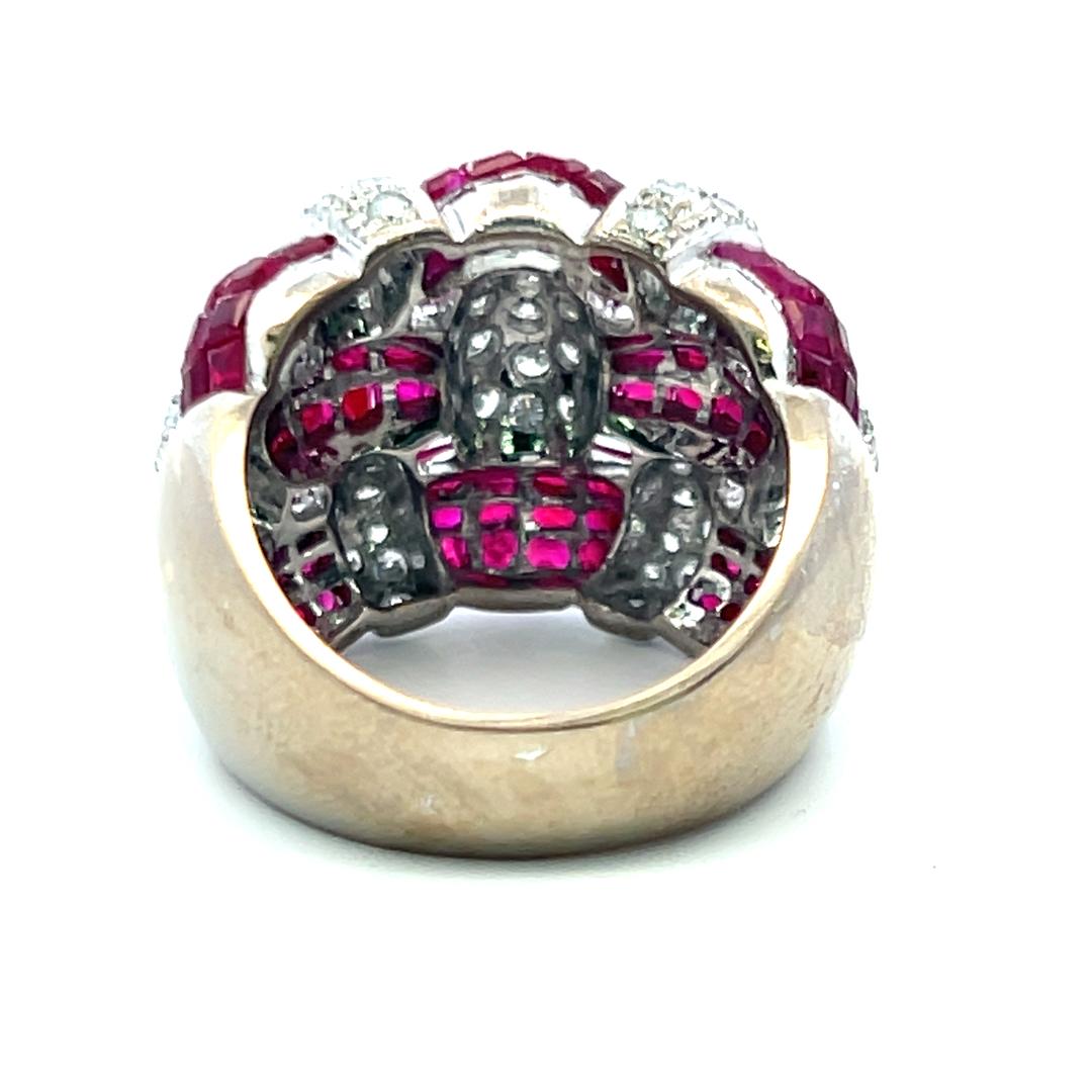 2.50 Carat Ruby 0.60 Carat Round Brilliant Diamond 18K White Gold Cocktail Ring