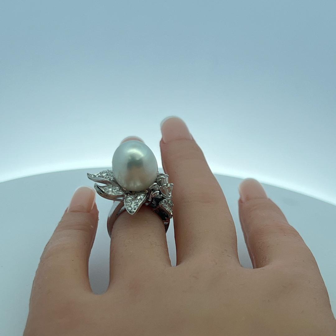 Platinum Cocktail Ring with 1.76 Carat Diamonds & 13.2x15.8 MM Pearl Size 4