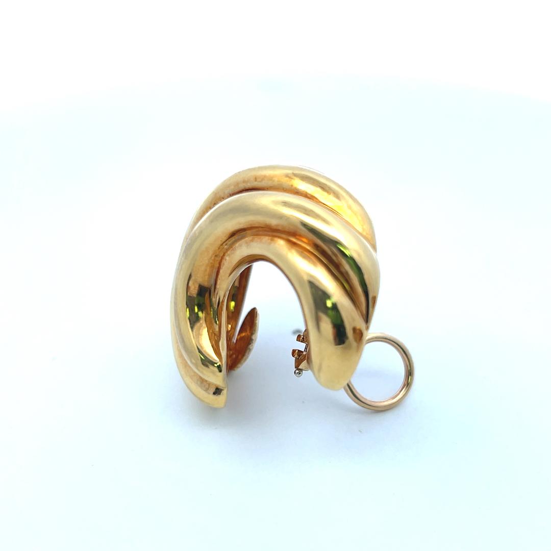Vintage 40.30 Grams 1.40 Inches 18 Karat Yellow Gold Clip On Earrings