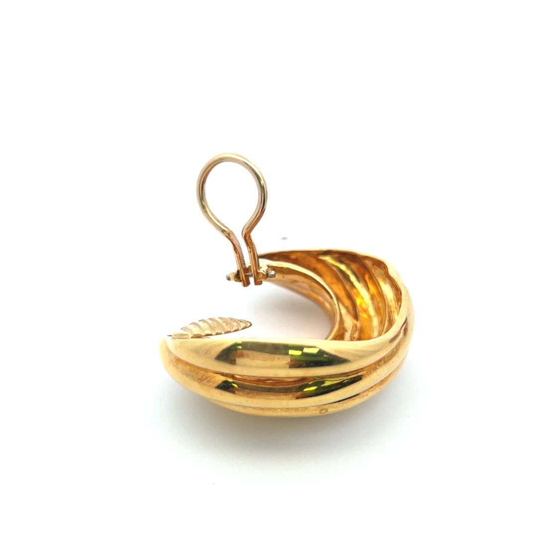 Vintage 40.30 Grams 1.40 Inches 18 Karat Yellow Gold Clip On Earrings