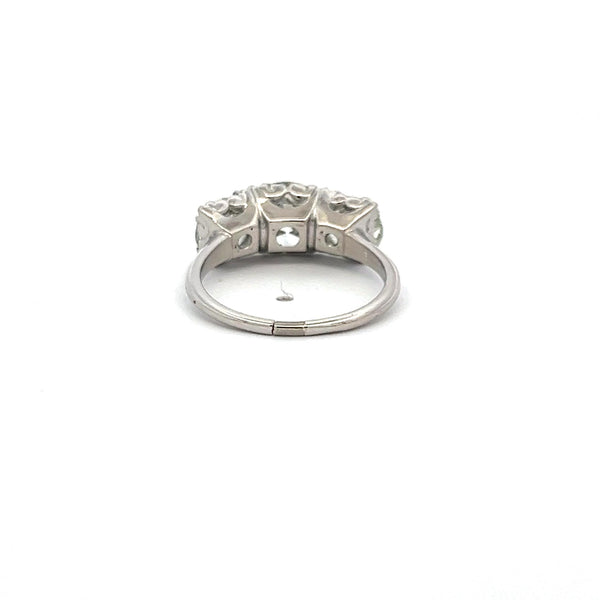 3.34 Carat Circular Brilliant Cut K-J SI1-VVS2 Diamond Platinum Three-Stone Ring