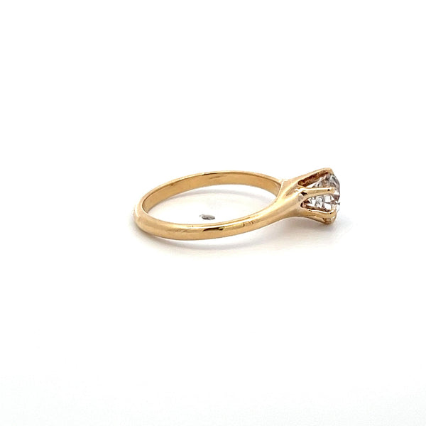 0.86 Carat Circular Brilliant Cut Diamond 14K Yellow Gold Engagement Ring