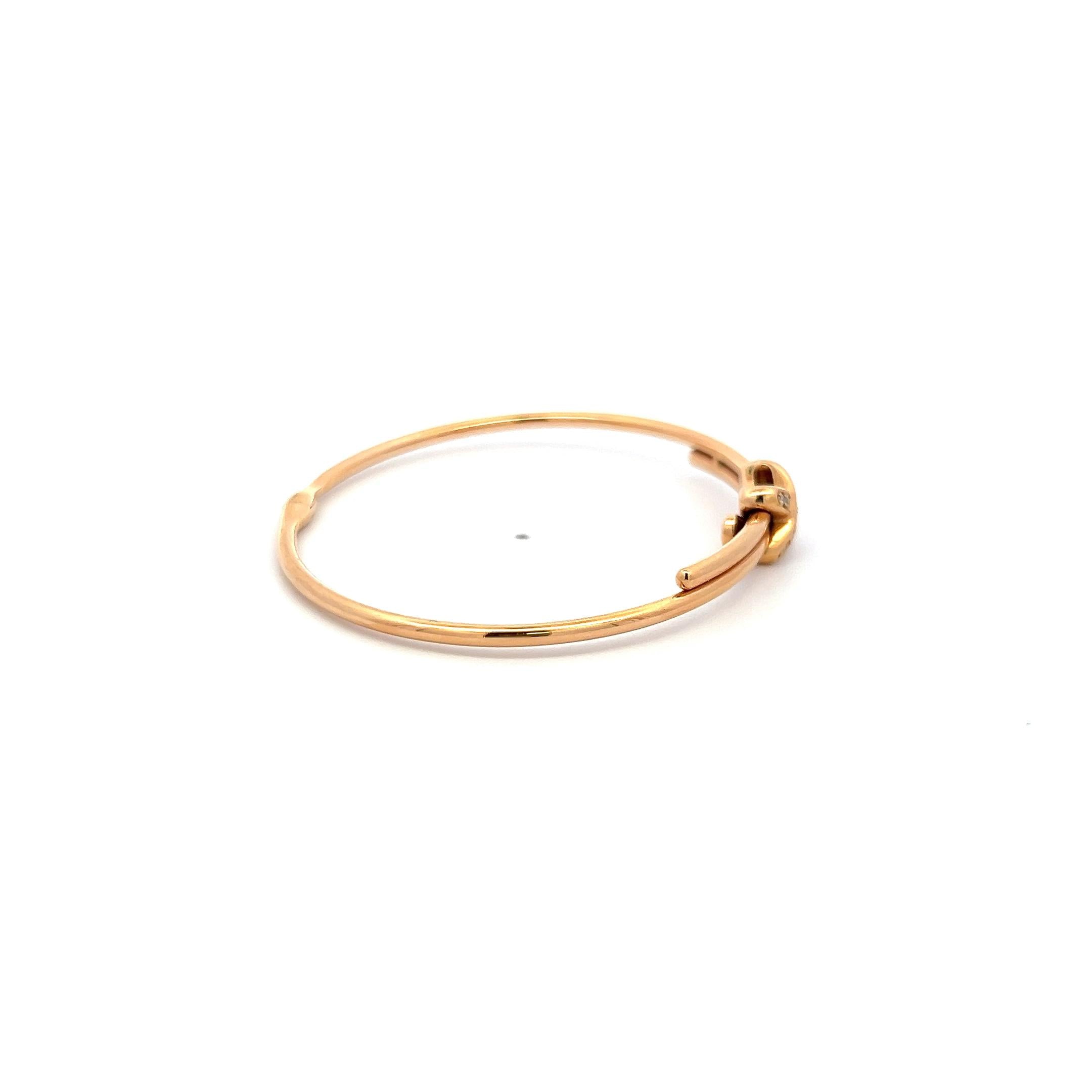 Chaumet 0.11 Carat Round Brilliant Diamond 18K Yellow Gold Bangle Bracelet