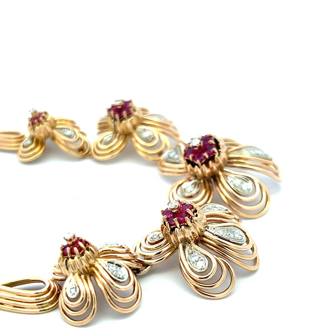 2.00 Carat Ruby 1.00 Carat Round Brilliant Diamond 18K Gold Statement Necklace