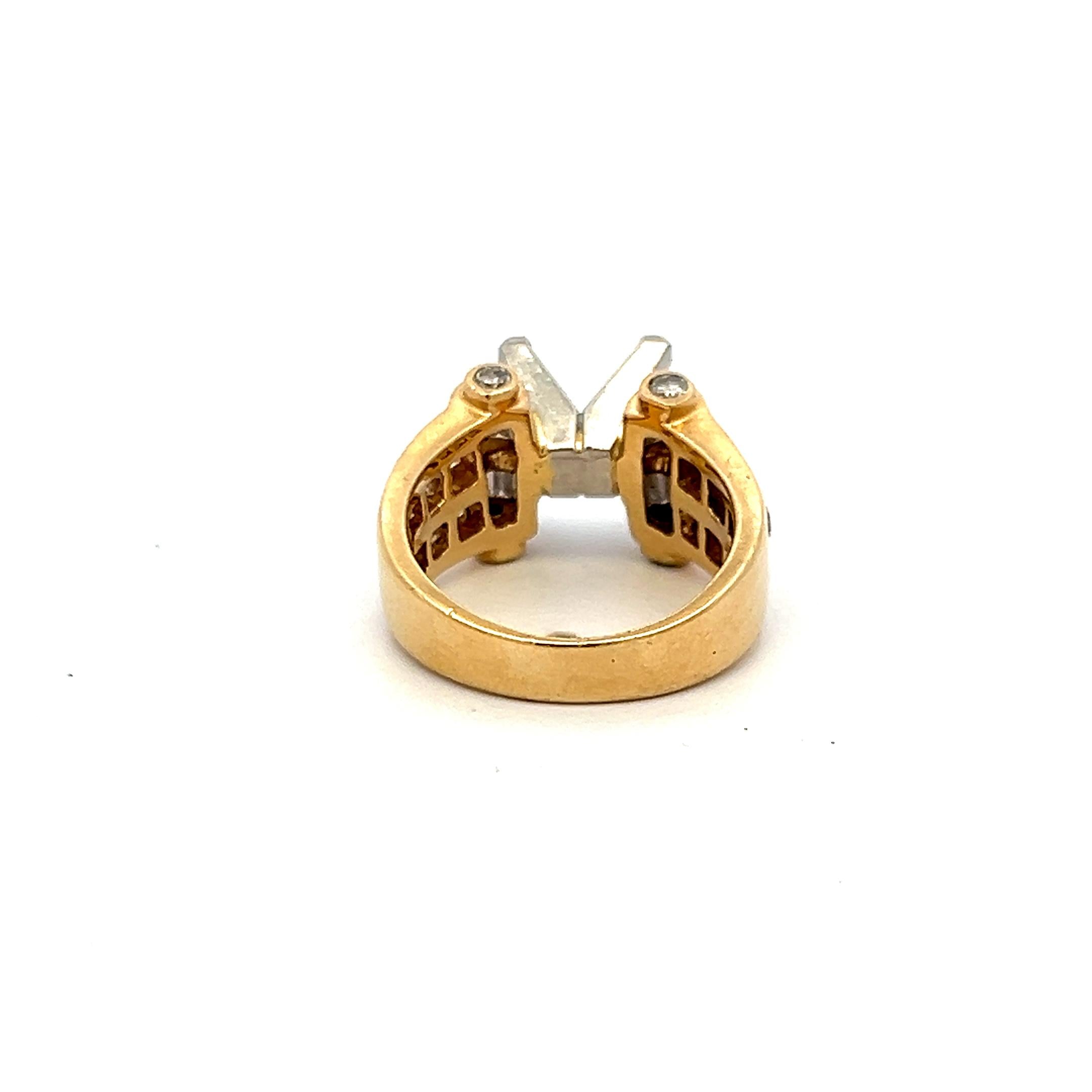 1.52 Carat Round and Baguette Shape Diamond 14K Yellow Gold Semi Mount Ring