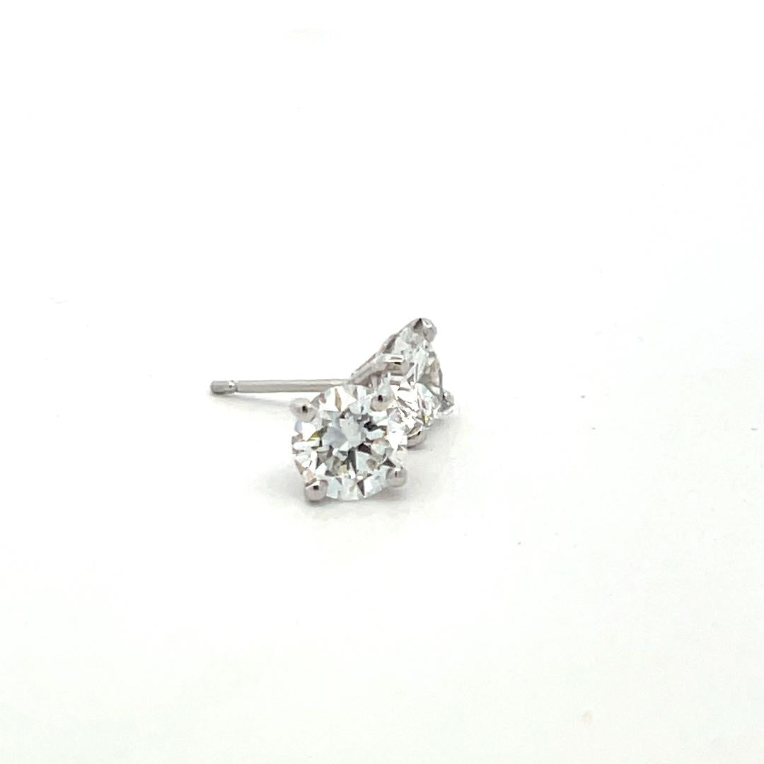 1.79 Carat Round Brilliant D VS2 Diamond 18 Karat White Gold Stud Earrings