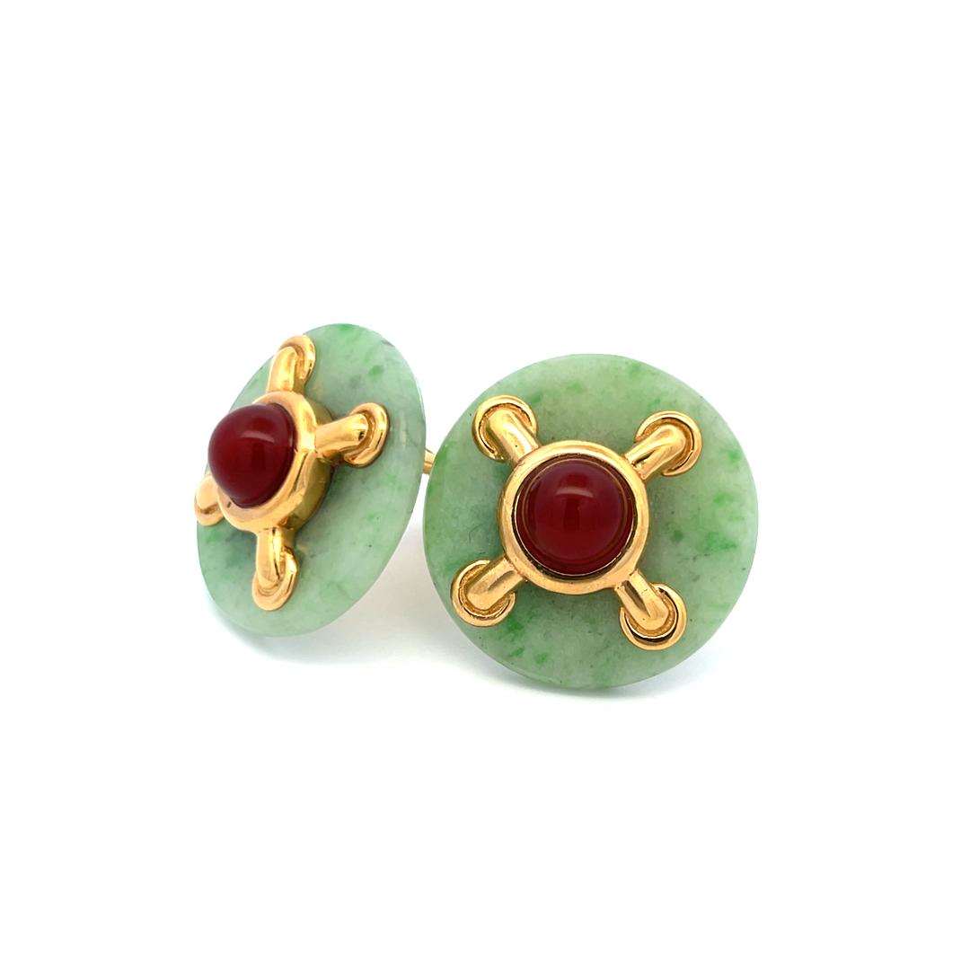 Aldo Cipullo Carnelian Jade 18 Karat Yellow Gold Clip On Earrings