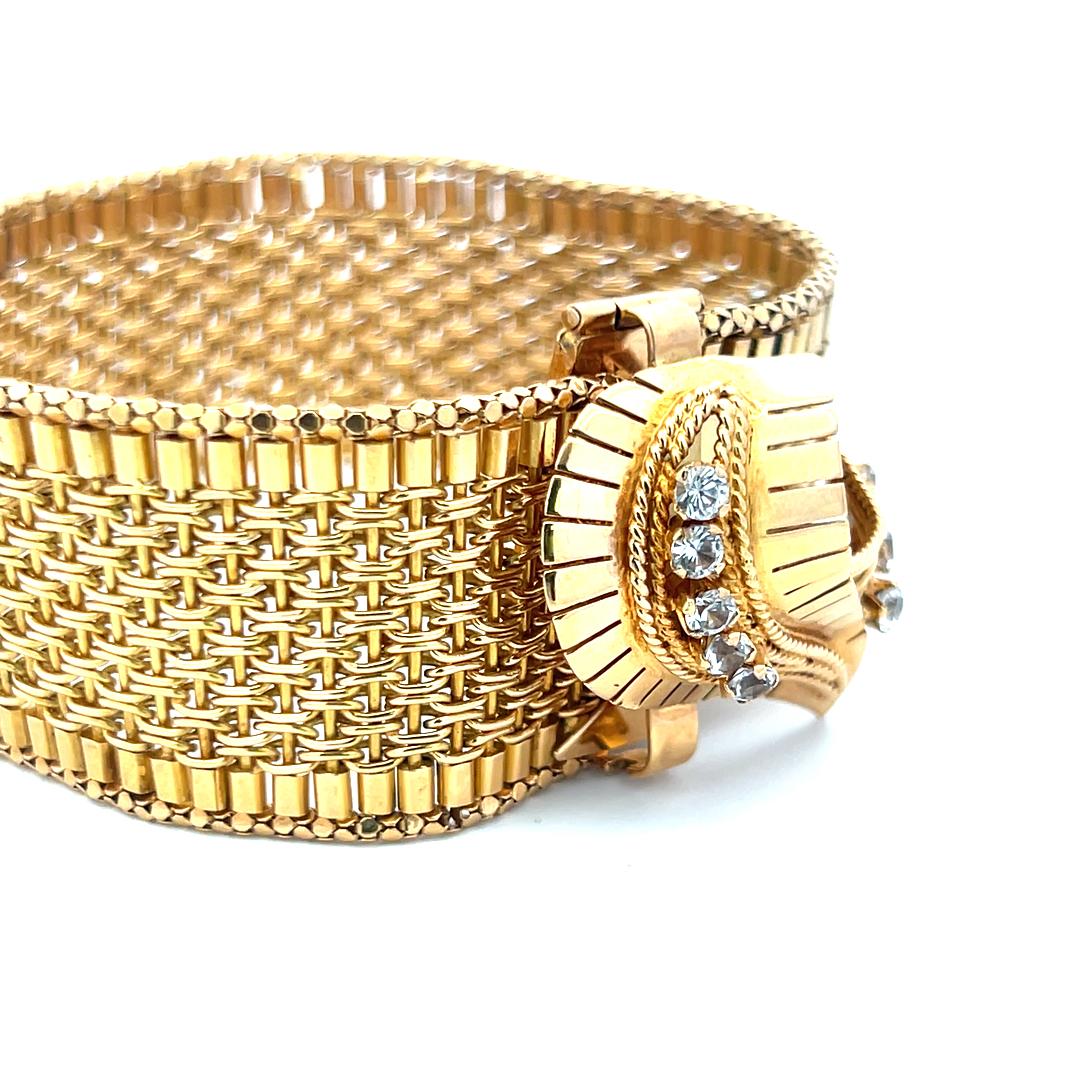 0.88 Carat Round Brilliant I VS Diamond 18 Karat Yellow Gold Retro Bracelet