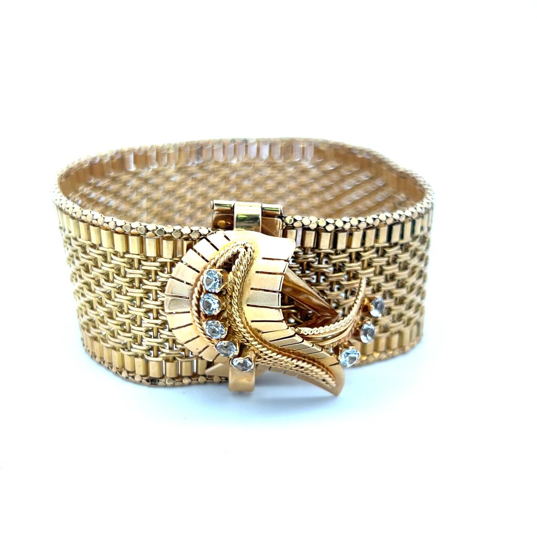 0.88 Carat Round Brilliant I VS Diamond 18 Karat Yellow Gold Retro Bracelet