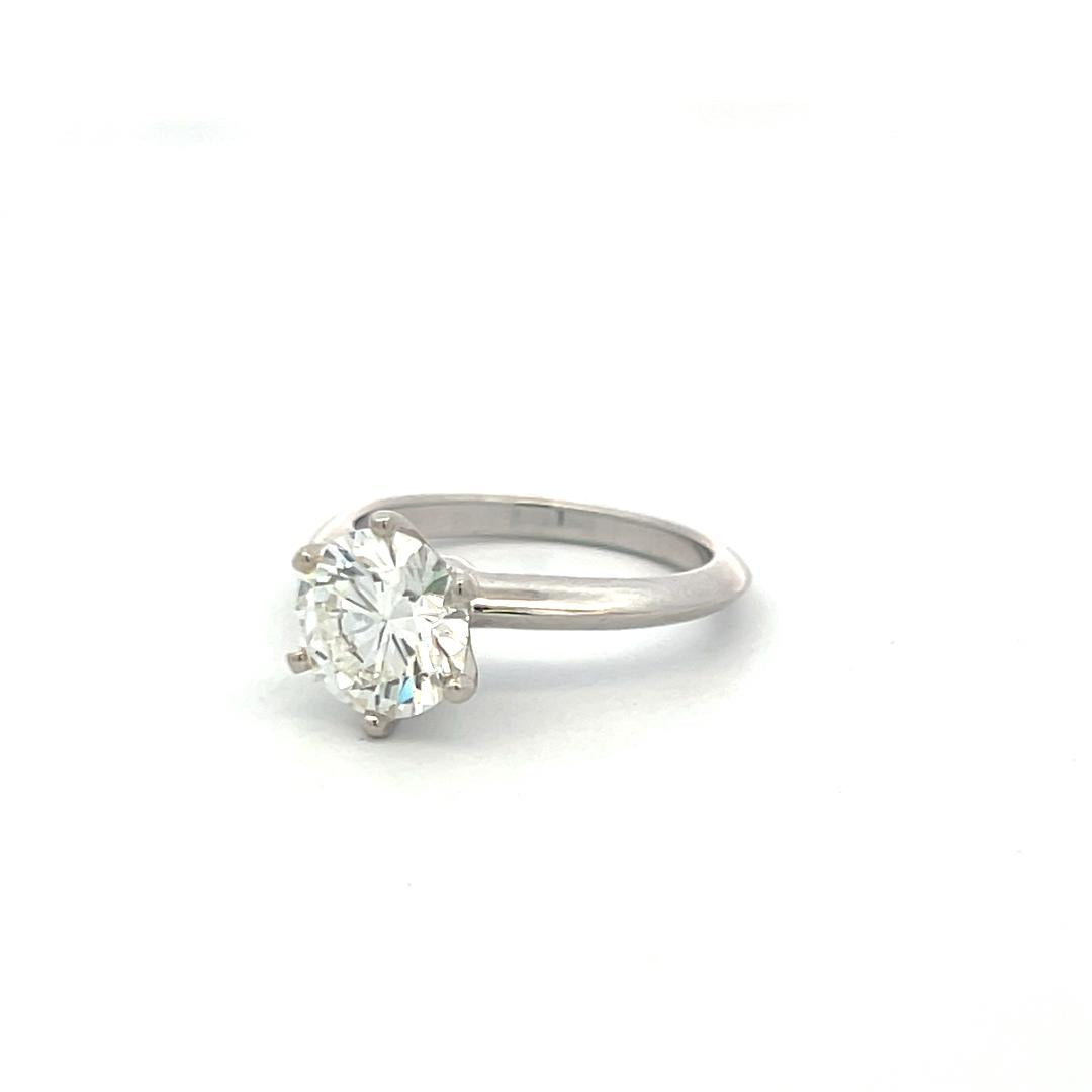 Tiffany & Co 2.01 Carat Round Brilliant I VS1 Diamond Platinum Engagement Ring
