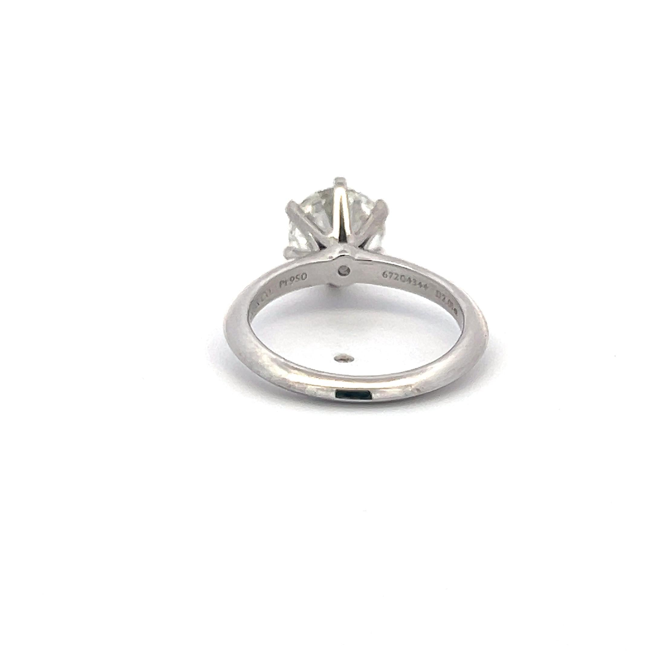 Tiffany & Co 2.01 Carat Round Brilliant I VS1 Diamond Platinum Engagement Ring