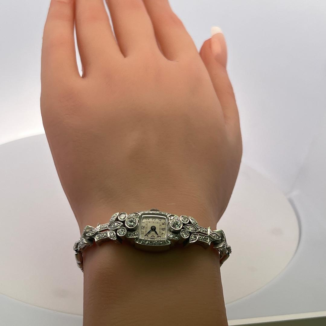 1.95 Carat Circular Brilliant Cut G VS Diamond Platinum Bracelet Watch