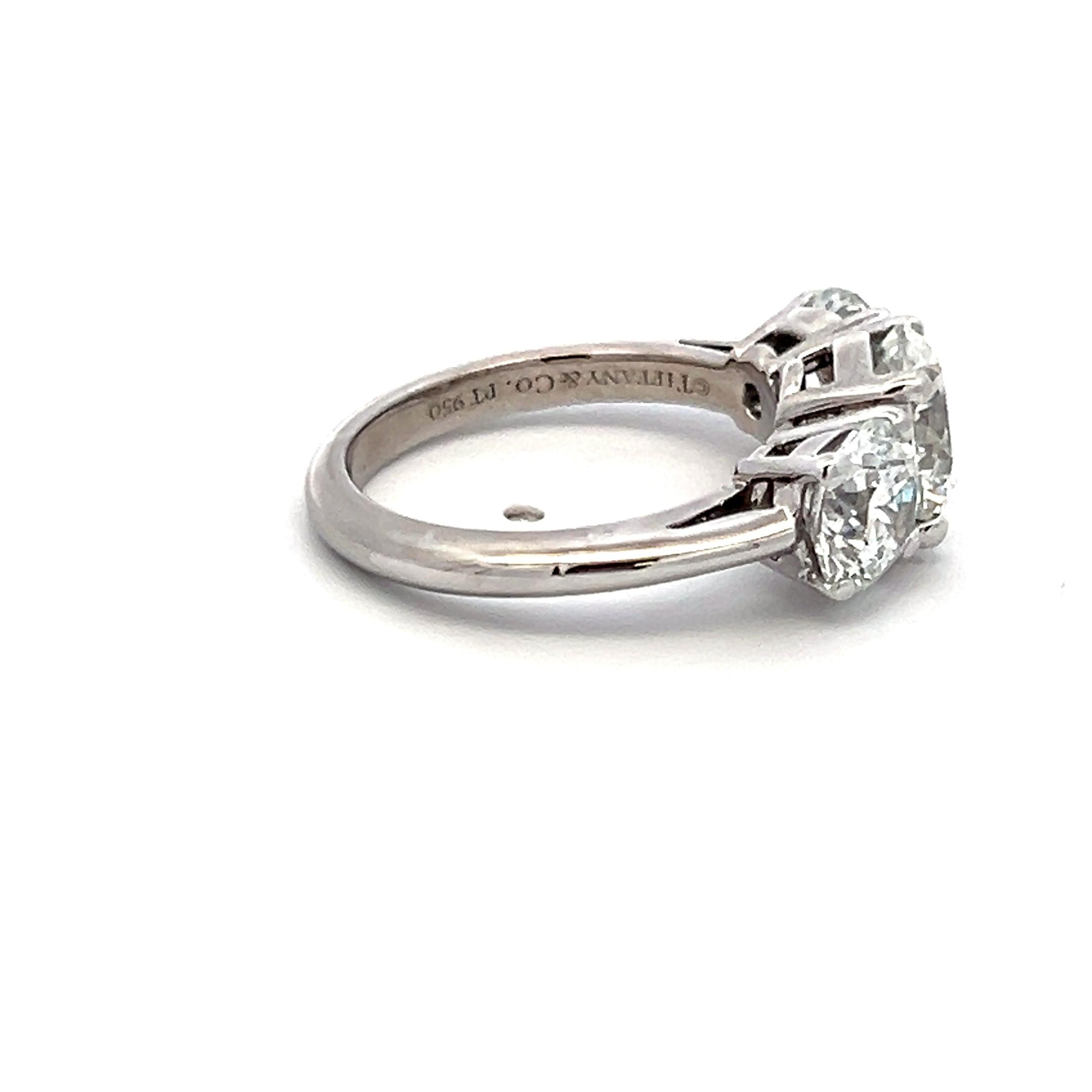 Tiffany & Co 4.22 Carat Round Brilliant G VS1 Diamond Platinum Three-Stone Ring