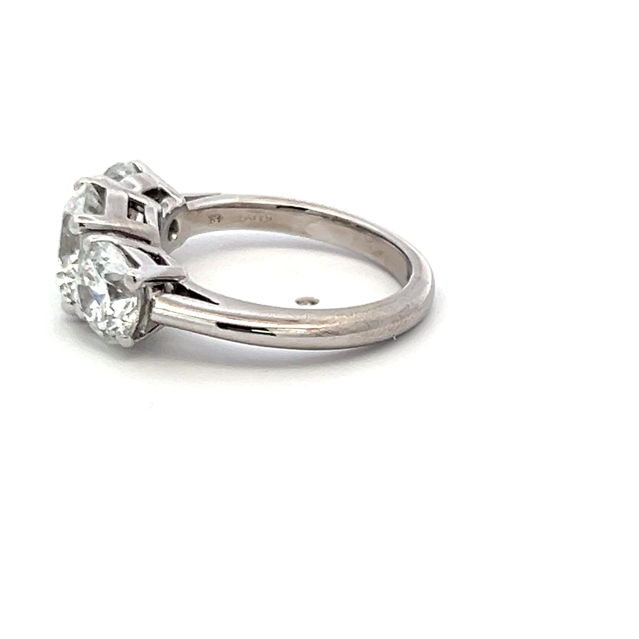Tiffany & Co 4.22 Carat Round Brilliant G VS1 Diamond Platinum Three-Stone Ring