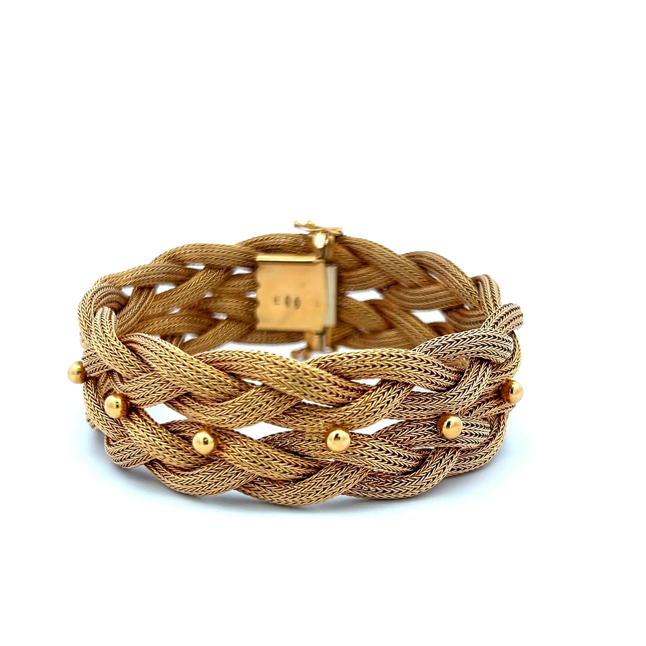 Vintage 49.50 Grams 18 Karat Yellow Gold Woven Bracelet Size 7.5 Inches
