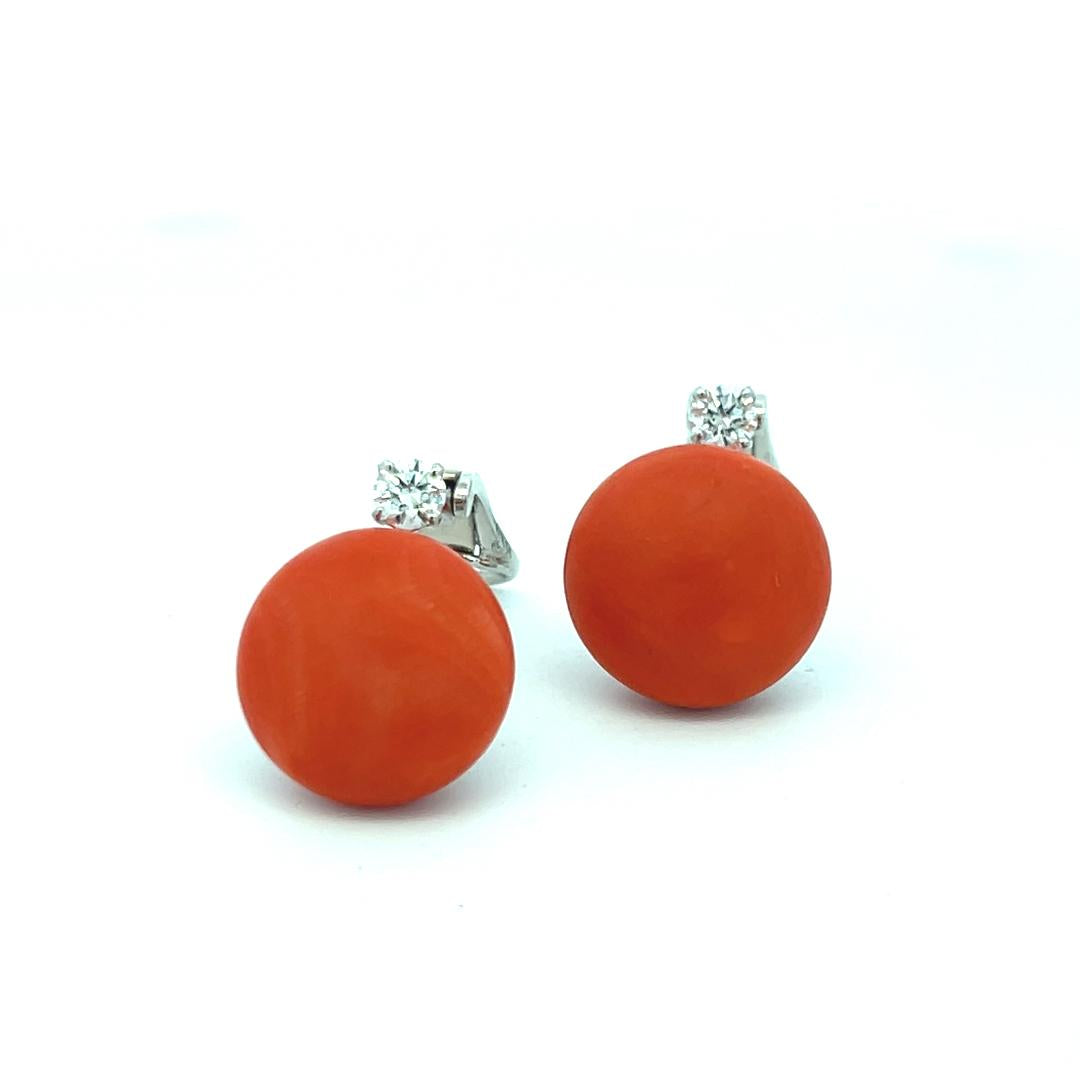Van Cleef & Arpels 0.50 Carat Round Diamond Coral Platinum Clip On Earrings
