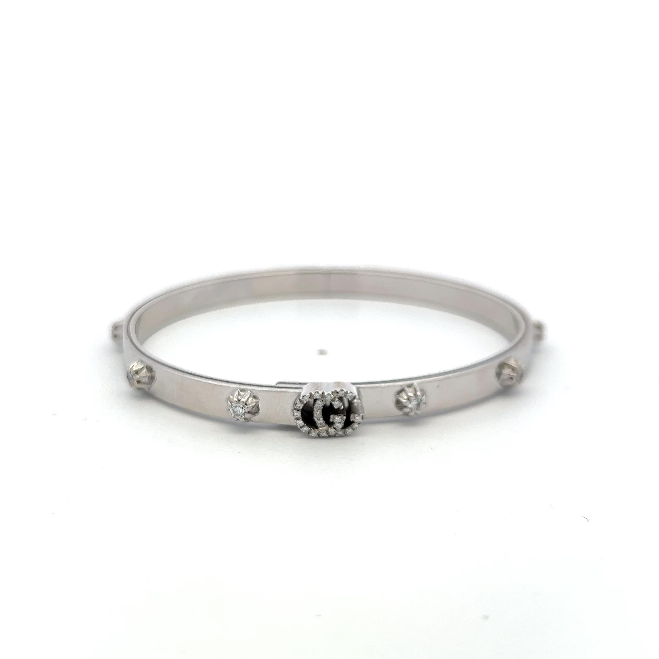 Gucci Vintage 18K White Gold Bangle Bracelet with 1.50 Carat F-VS Diamond