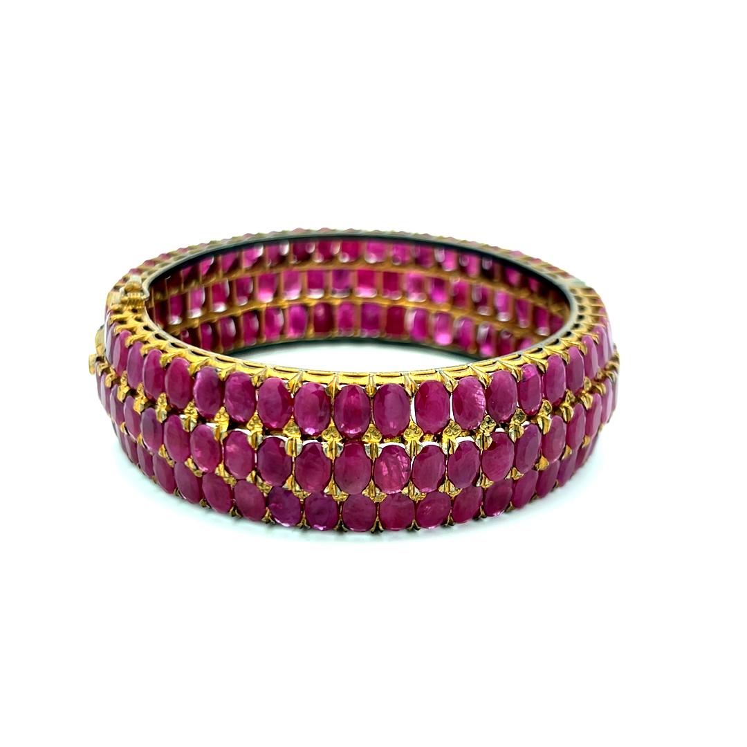 18K Yellow Gold Bangle Bracelet with 75 Carat Oval Rubies Gemstones Size 7
