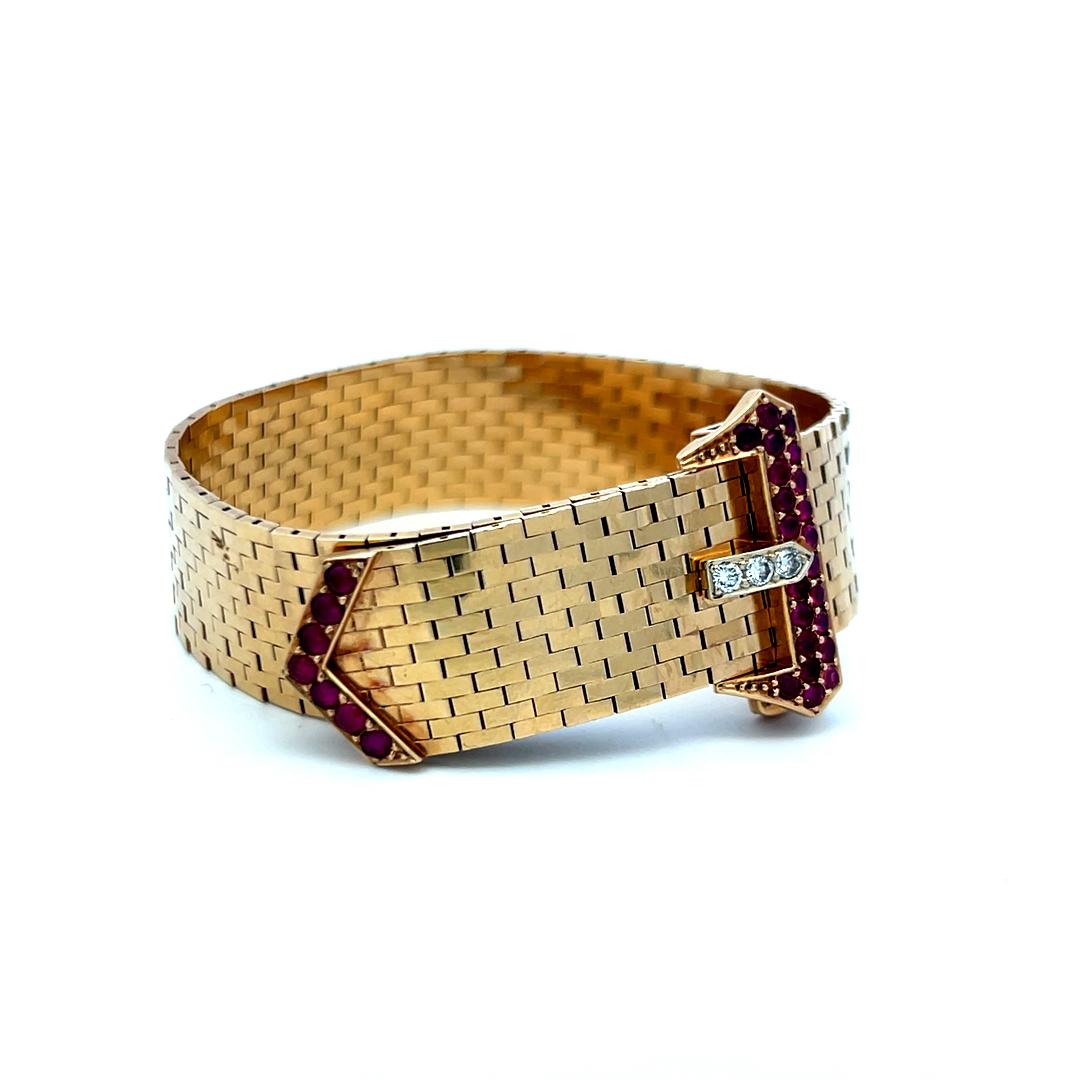0.79ct Ruby & 0.09ct Round Brilliant Diamond Retro Bracelet in 14K Yellow Gold