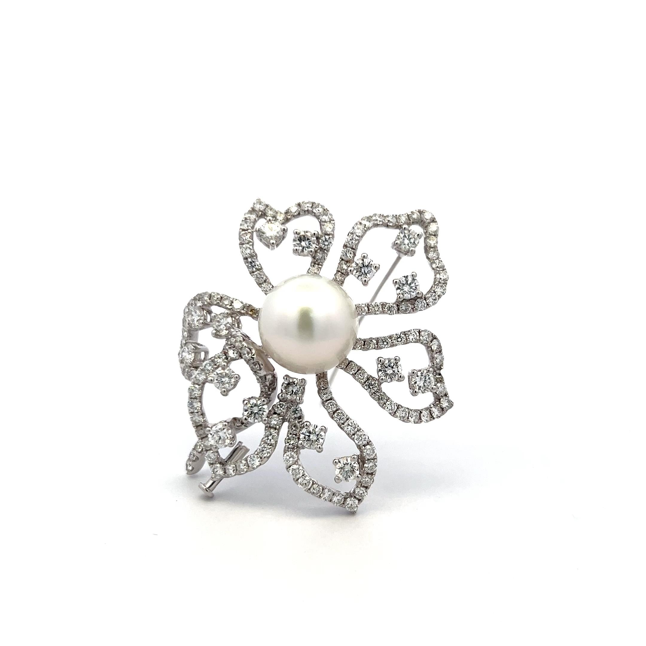 7.50ct Diamond and 15mm Pearl 18K White Gold Vintage Floral Pin Brooch