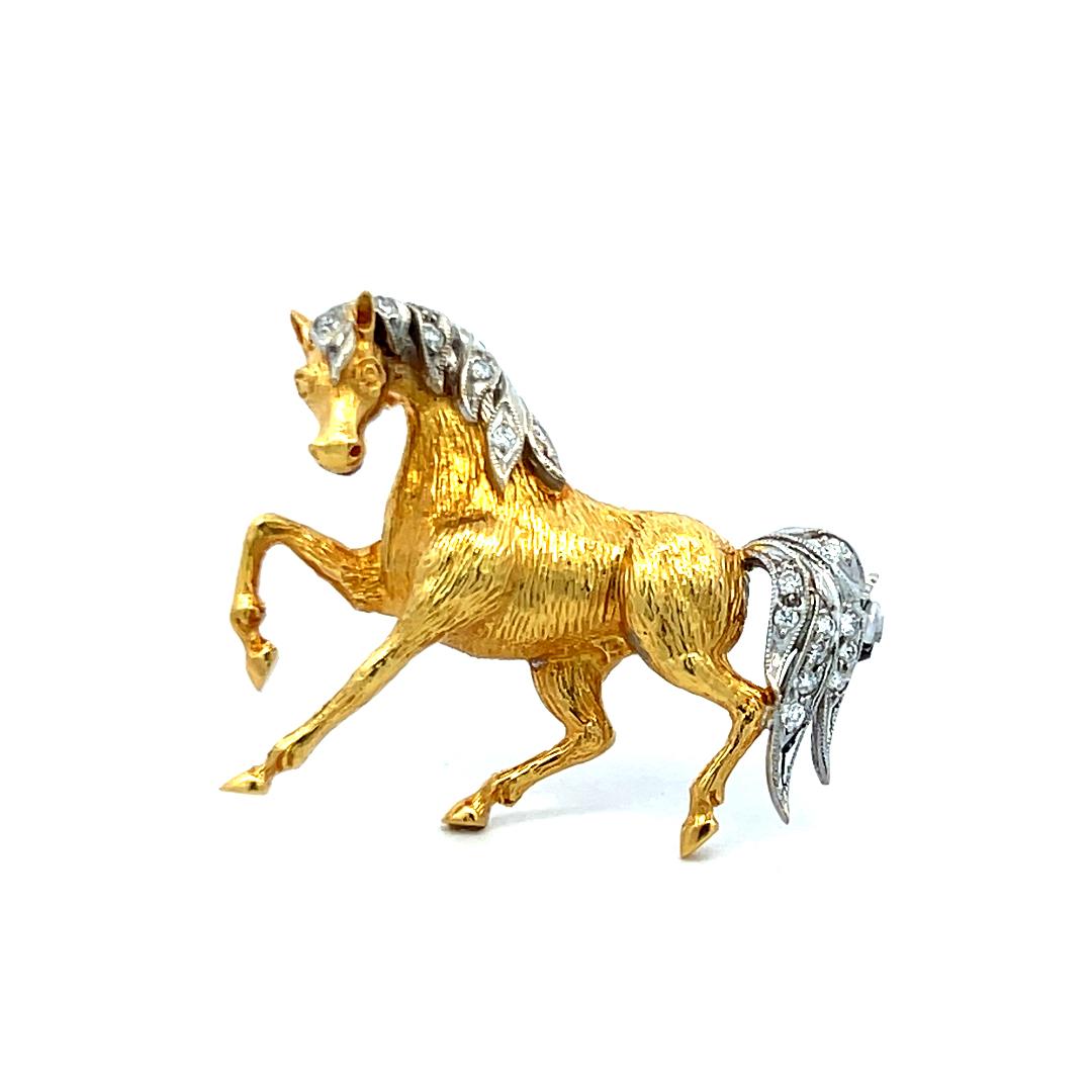 Vintage 18K Two Tone Gold Horse Pin Brooch with 0.09 Carat Round I-SI Diamonds