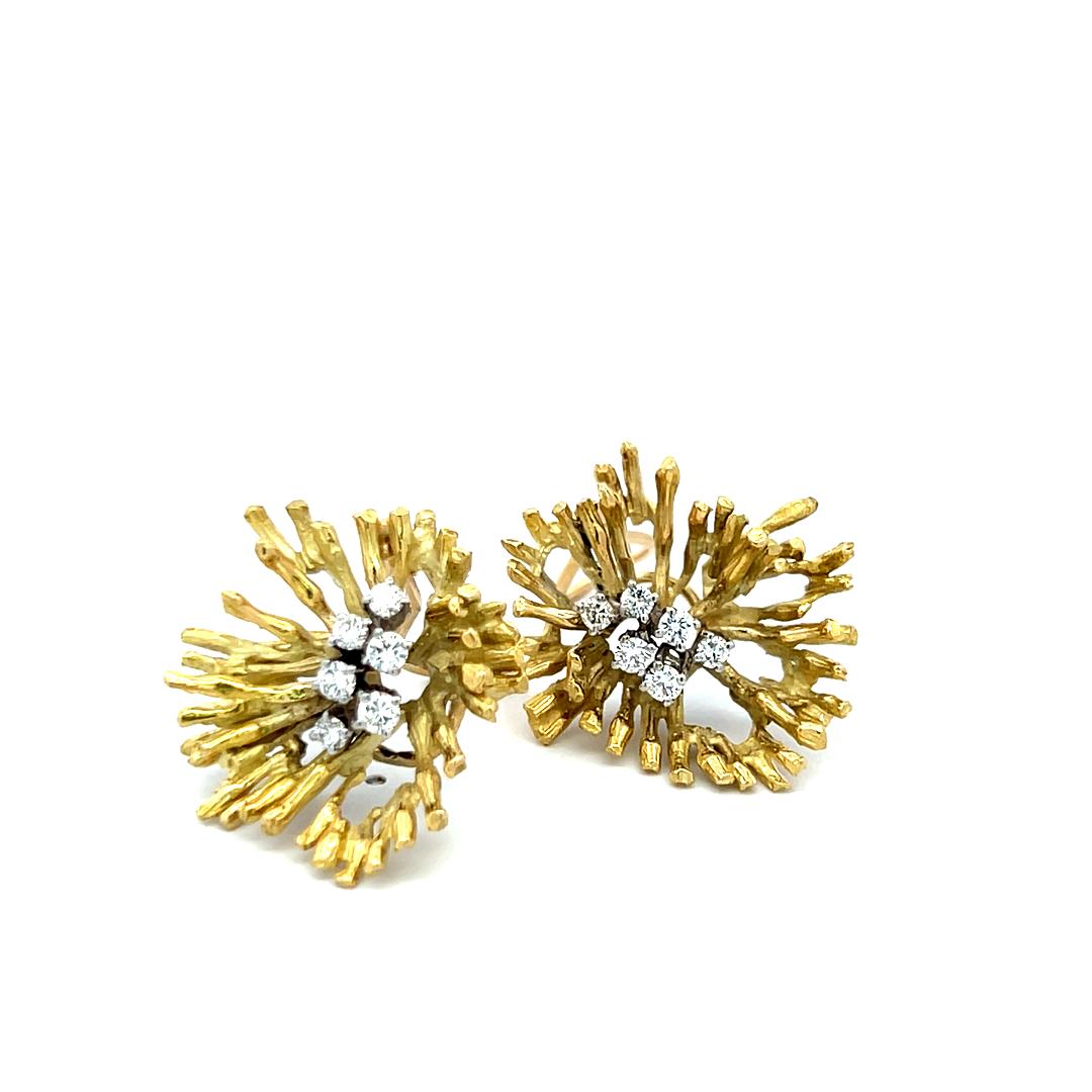 Vintage 18K Yellow Gold Clip-On Earrings with 1 Carat Round H VS Diamonds