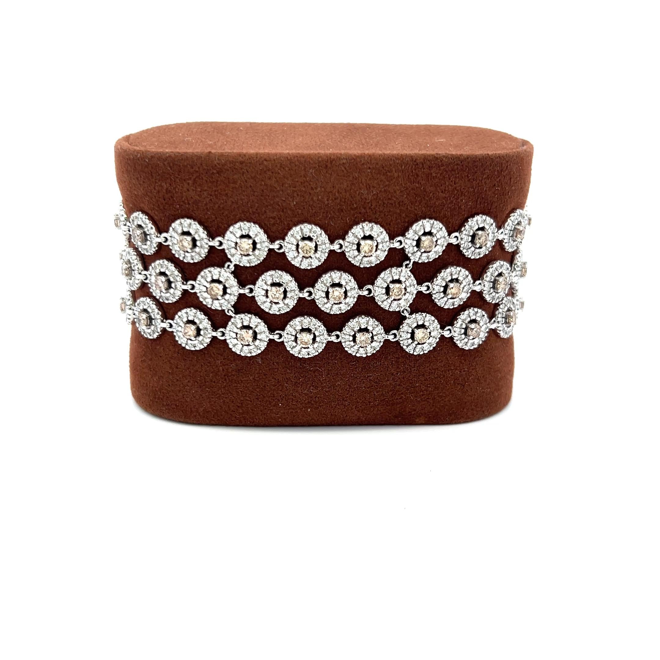 8.25 Carat Round Fancy Brown Diamond 18 Karat White Gold Link Bracelet