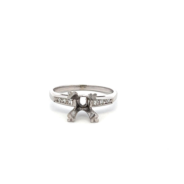 0.10 Carat Round Brilliant G VS Diamond 14 Karat White Gold Semi Mount Ring