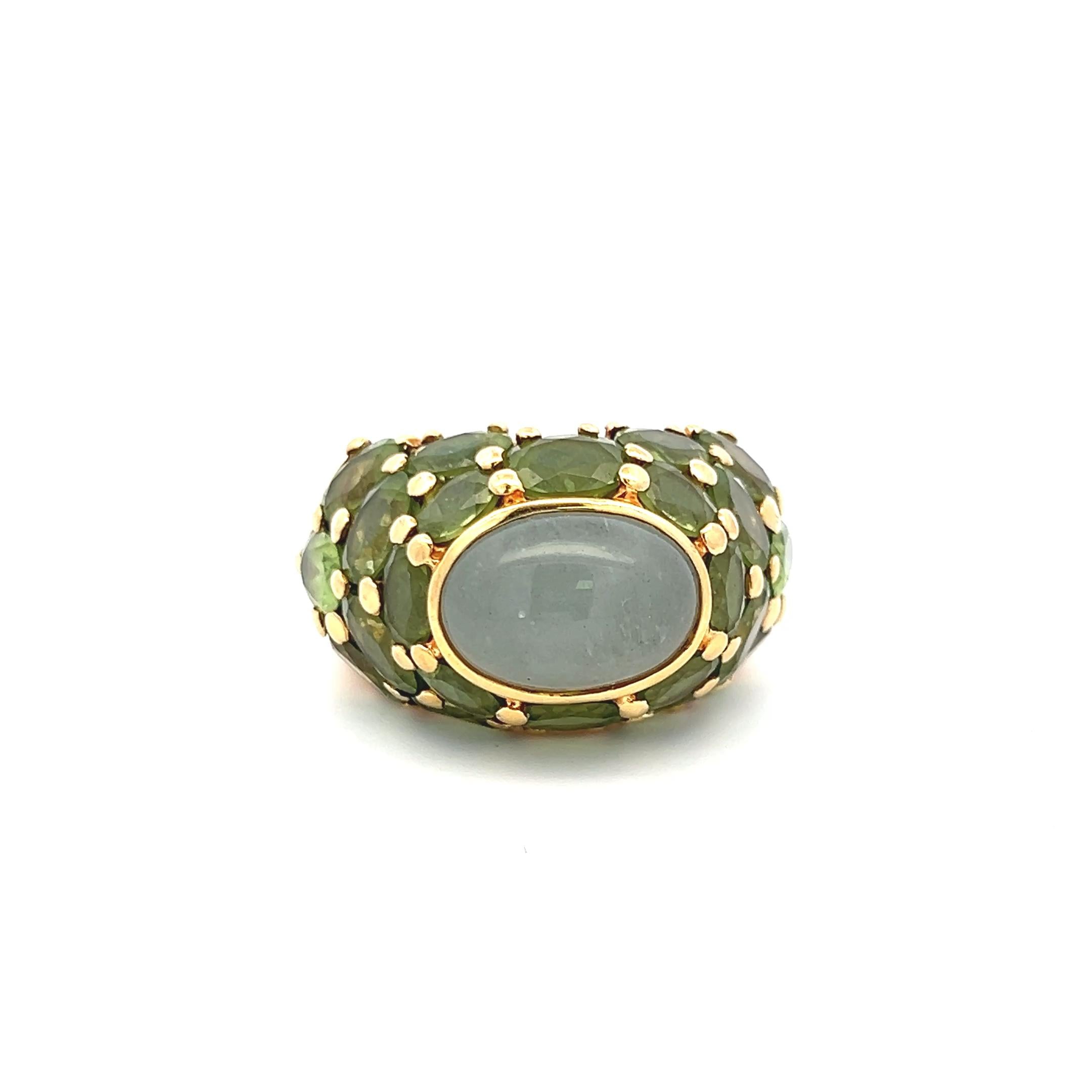 10.00 Carat Oval Shape Peridot 13.8-9.7MM Quartz 18K Yellow Gold Cocktail Ring