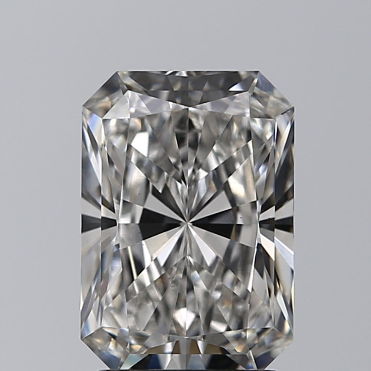 Lab-Grown 2.03 Carat Radiant Cut Diamond color H Clarity VS1, precious stones, engagement diamonds