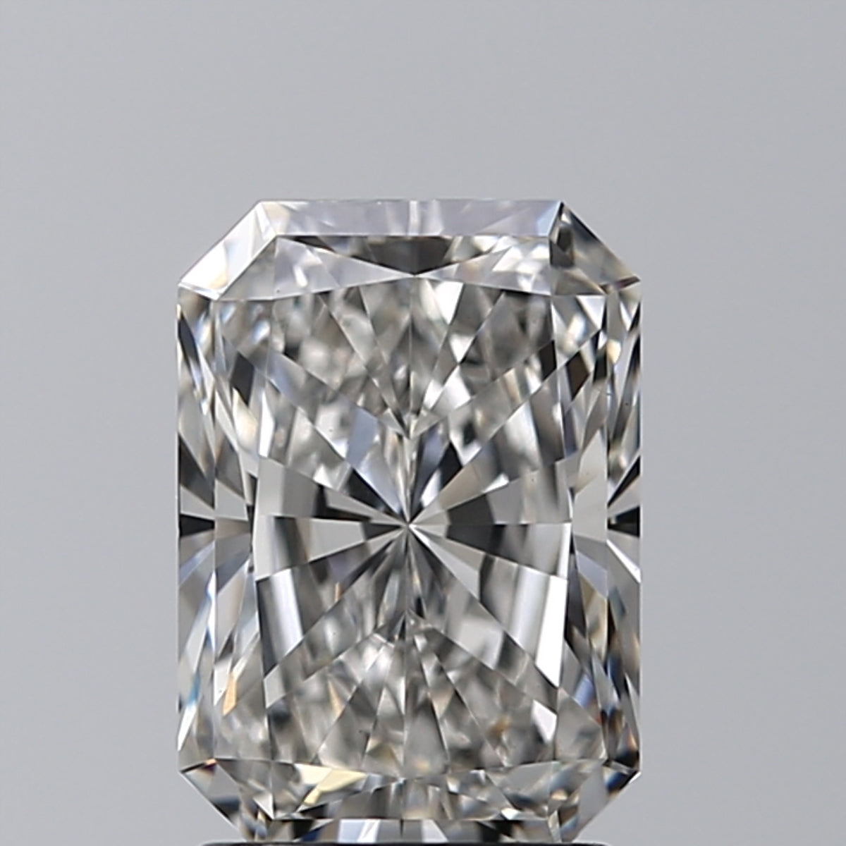 Lab-Grown 1.81 Carat Radiant Cut Diamond color G Clarity VVS2, precious stones, engagement diamonds