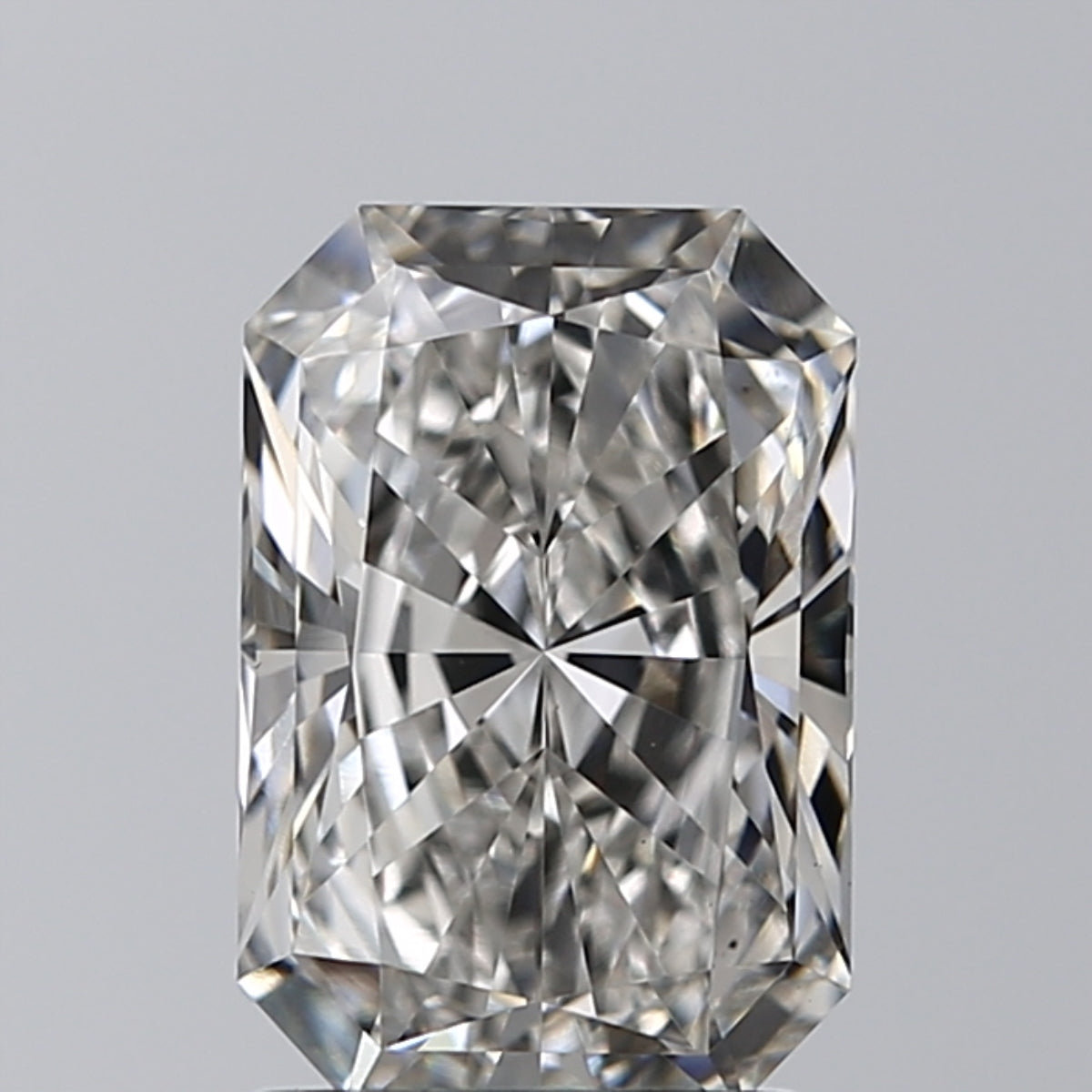 Lab-Grown 1.81 Carat Radiant Cut Diamond color G Clarity VS1, precious stones, engagement diamonds