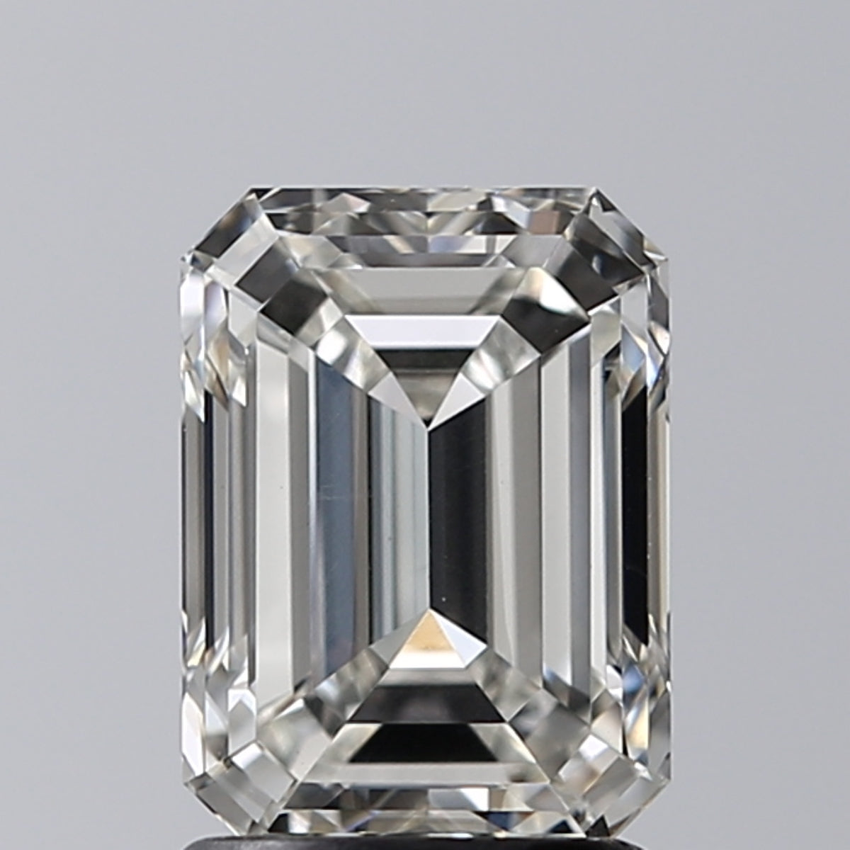 Lab-Grown 2.01 Carat Emerald Cut Diamond color H Clarity VVS2 With GIA Certificate, precious stones, engagement diamonds