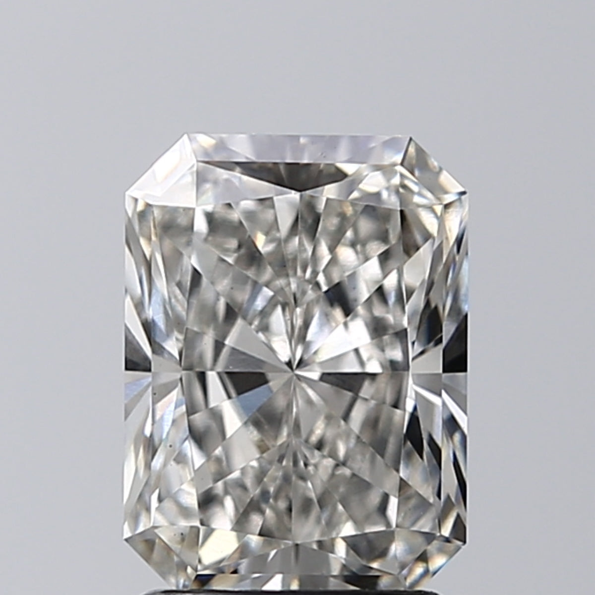 Lab-Grown 2.02 Carat Radiant Cut Diamond color H Clarity VS1 With GIA Certificate, precious stones, engagement diamonds
