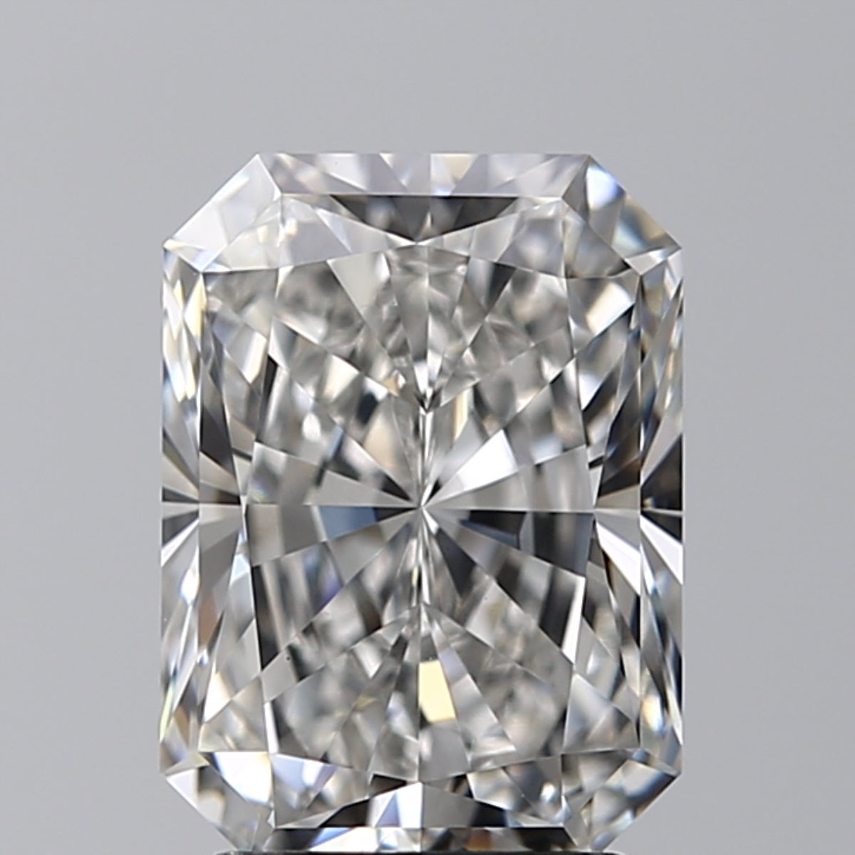 Lab-Grown 2.51 Carat Radiant Cut Diamond color G Clarity VS2 With GIA Certificate, precious stones, engagement diamonds