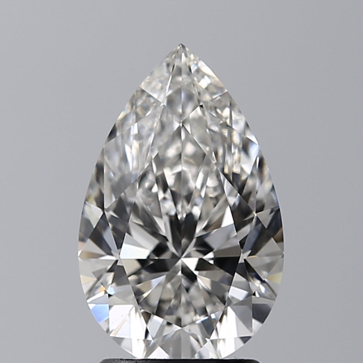 Lab-Grown 2.20 Carat Pear Shape Diamond color G Clarity VS1 With GIA Certificate, precious stones, engagement diamonds