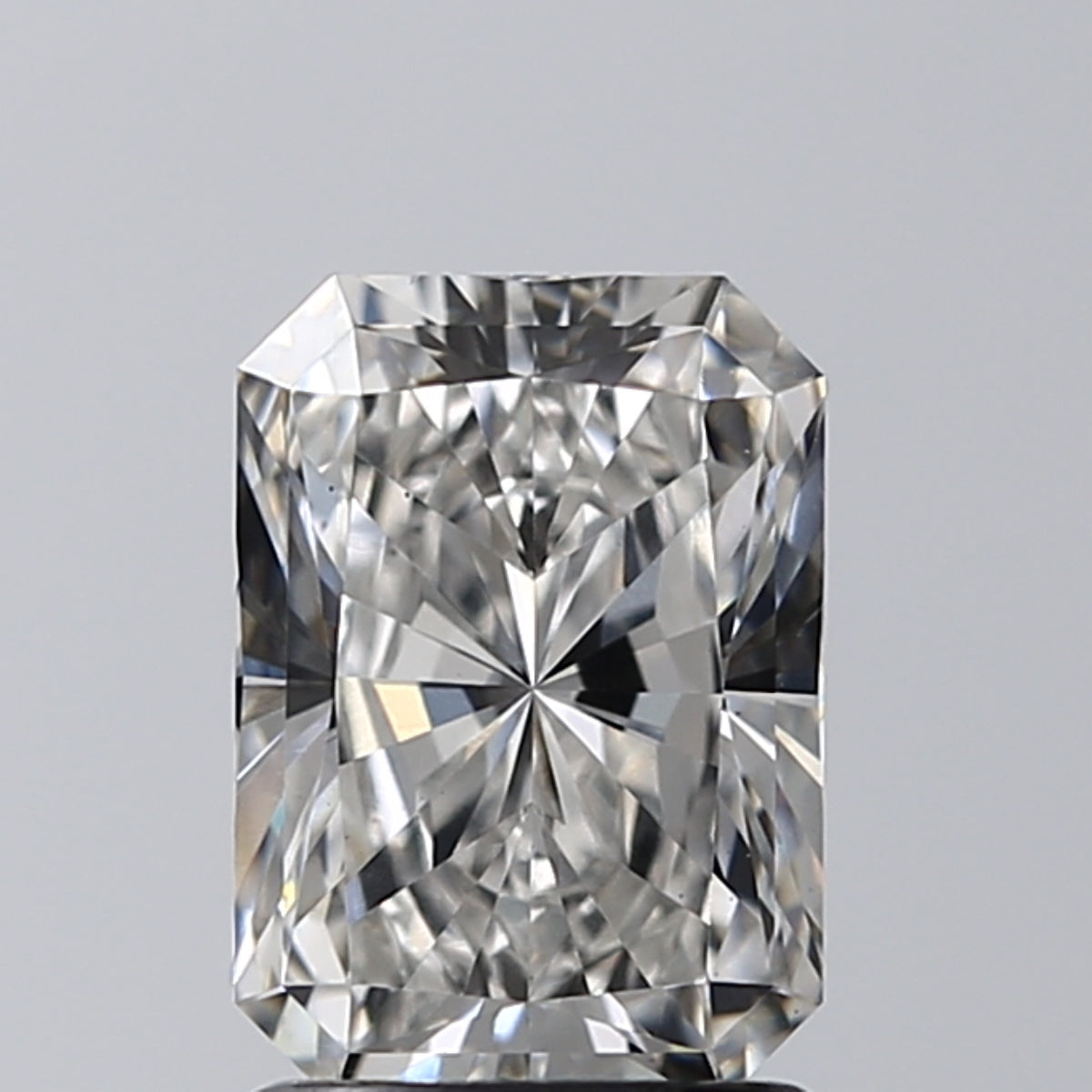 Lab-Grown 1.70 Carat Radiant Cut Diamond color F Clarity VS1 With GIA Certificate, precious stones, engagement diamonds