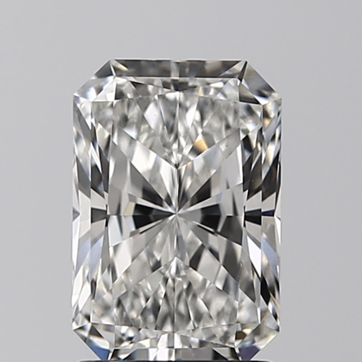 Lab-Grown 1.53 Carat Radiant Cut Diamond color G Clarity VS1, precious stones, engagement diamonds