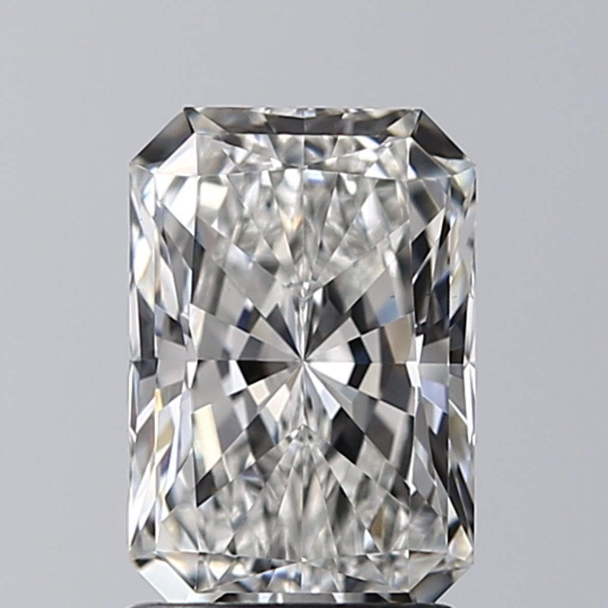 Lab-Grown 1.56 Carat Radiant Cut Diamond color G Clarity VVS2, precious stones, engagement diamonds