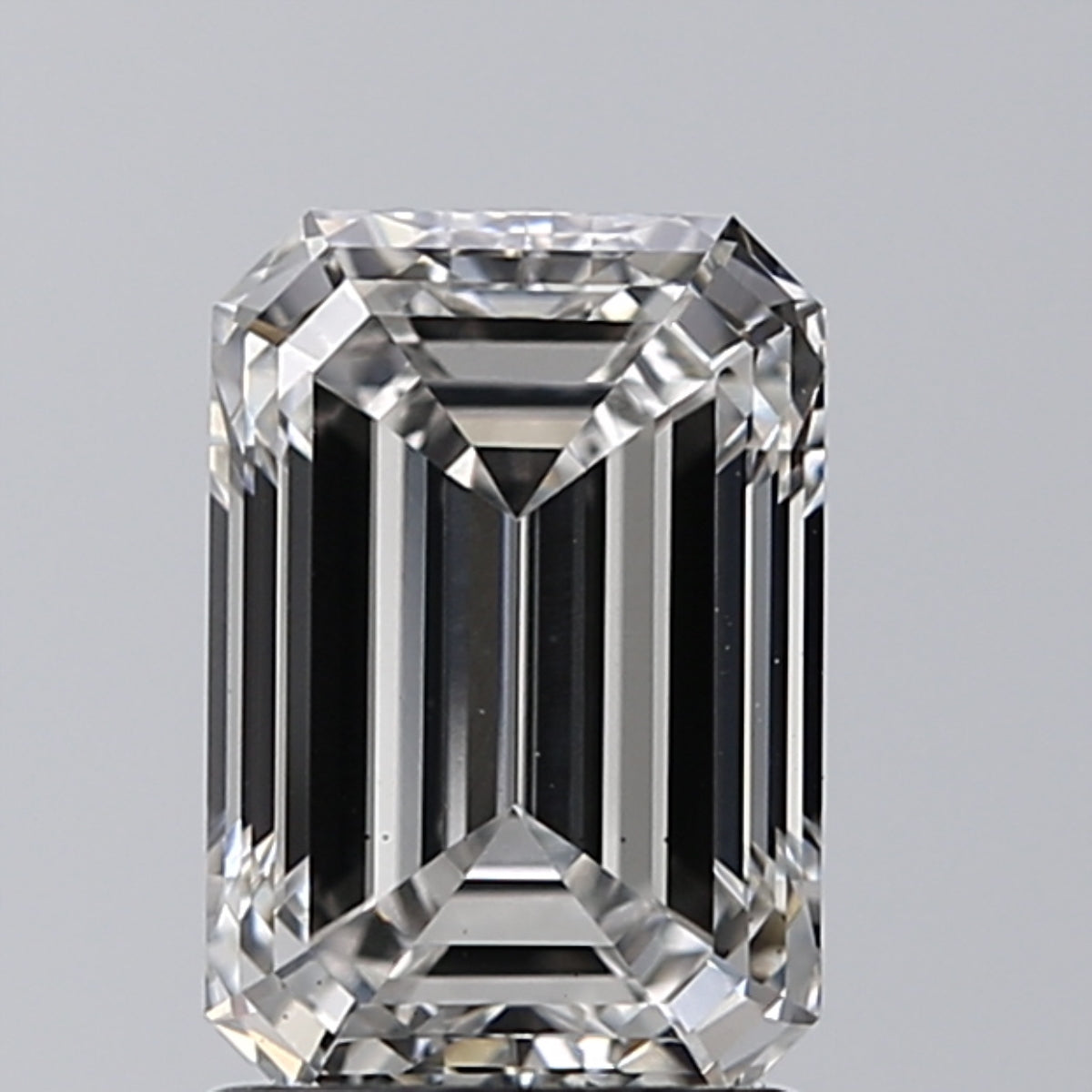 Lab-Grown 1.70 Carat Emerald Cut Diamond color G Clarity VS1, precious stones, engagement diamonds