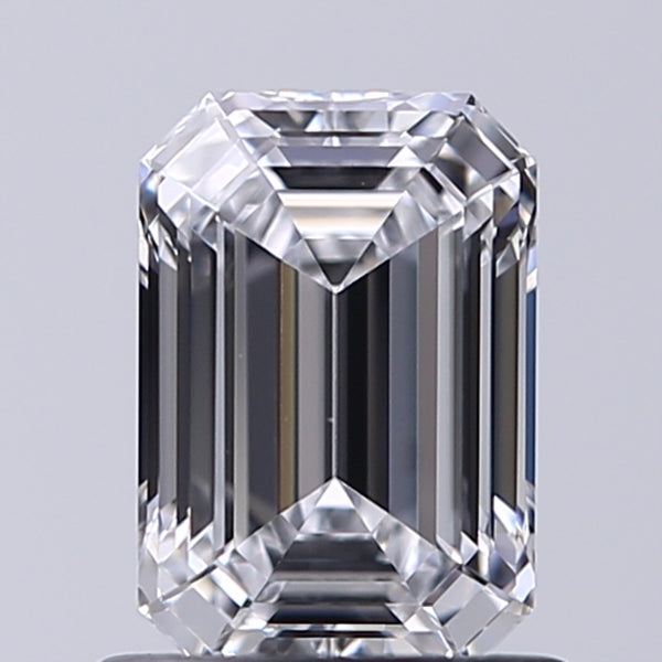 Lab-Grown 0.91 Carat Emerald Cut Diamond color D Clarity VVS2, precious stones, engagement diamonds