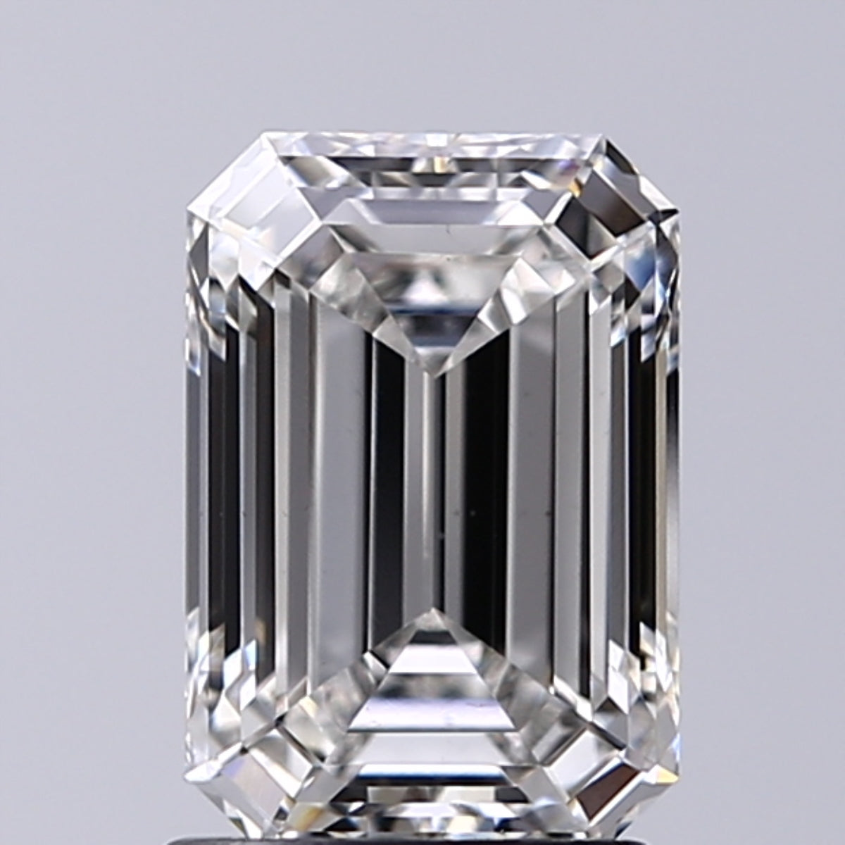 Lab-Grown 1.56 Carat Emerald Cut Diamond color G Clarity VS1, precious stones, engagement diamonds